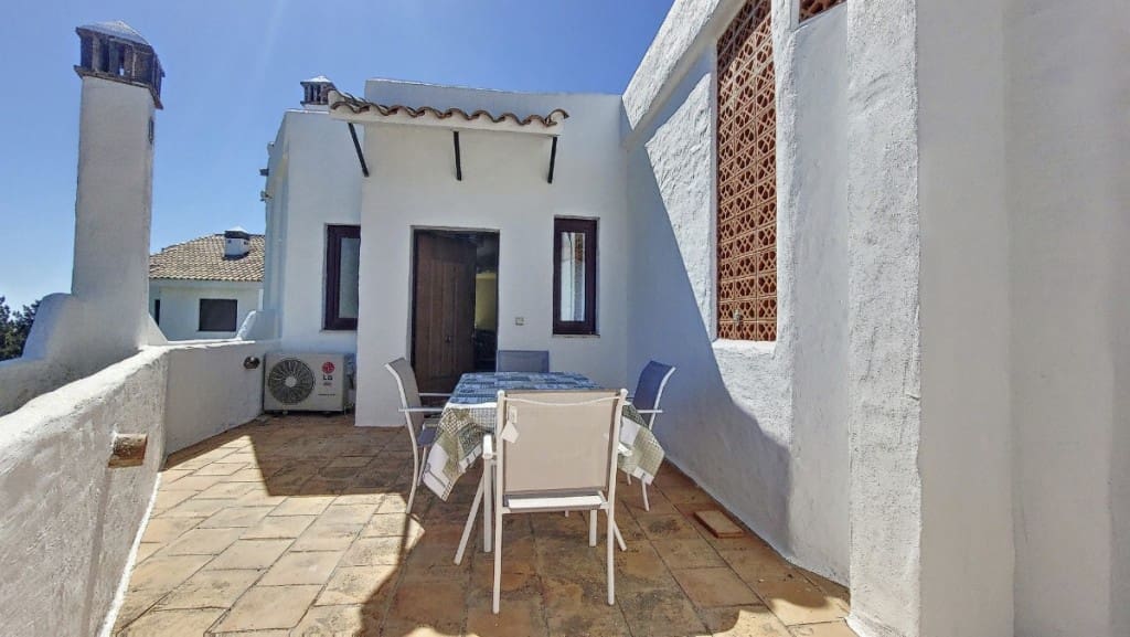 2 sypialnia Penthouse na sprzedaż w Bahia de Casares z basenem - 325 000 € (Ref: 7498953)