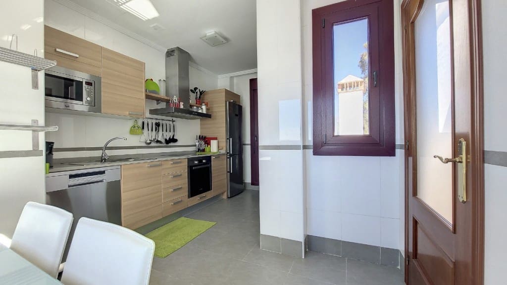 2 sypialnia Penthouse na sprzedaż w Bahia de Casares z basenem - 325 000 € (Ref: 7498953)