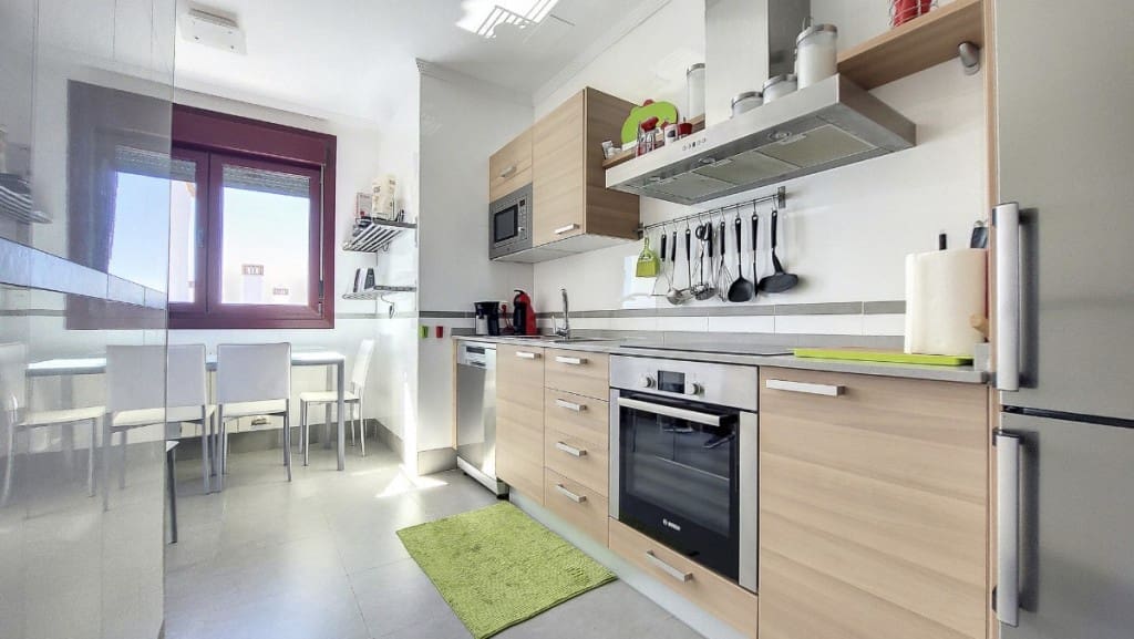 2 sypialnia Penthouse na sprzedaż w Bahia de Casares z basenem - 325 000 € (Ref: 7498953)