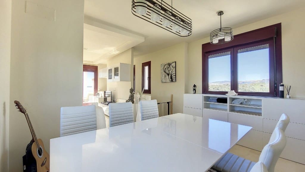 2 sypialnia Penthouse na sprzedaż w Bahia de Casares z basenem - 325 000 € (Ref: 7498953)