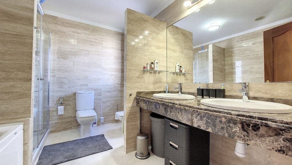 2 sypialnia Penthouse na sprzedaż w Bahia de Casares z basenem - 325 000 € (Ref: 7498953)