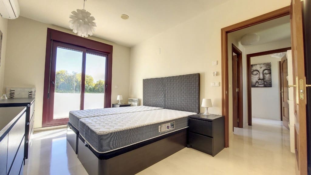 2 sypialnia Penthouse na sprzedaż w Bahia de Casares z basenem - 325 000 € (Ref: 7498953)