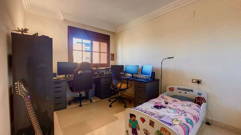 3 soveværelse Lejlighed til salg i Benahavis med swimmingpool - € 379.900 (Ref: 7561779)