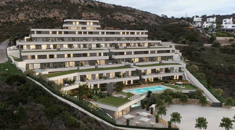 4 bedroom Apartment for sale in Manilva with pool - € 397,000 (Ref: 7603321)