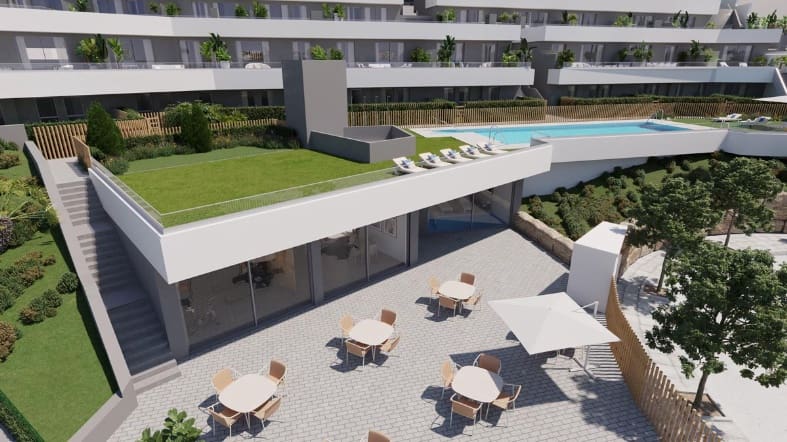 4 bedroom Apartment for sale in Manilva with pool - € 397,000 (Ref: 7603321)