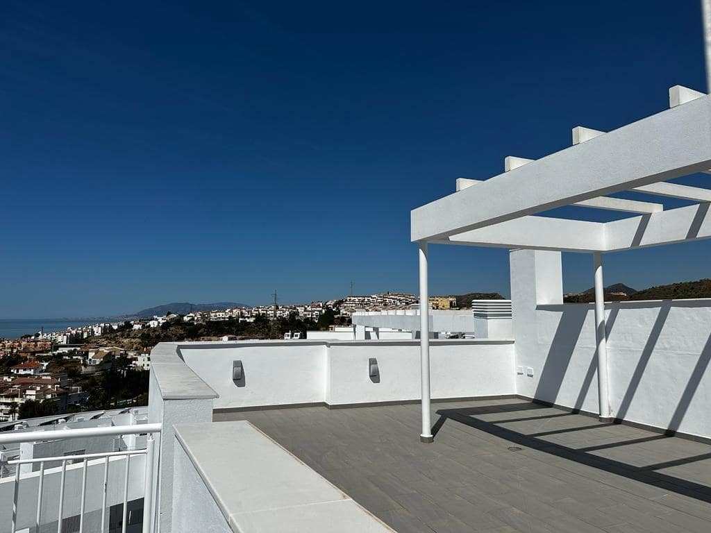 2 slaapkamer Appartement te koop in Rincon de la Victoria met zwembad - € 285.000 (Ref: 7638785)