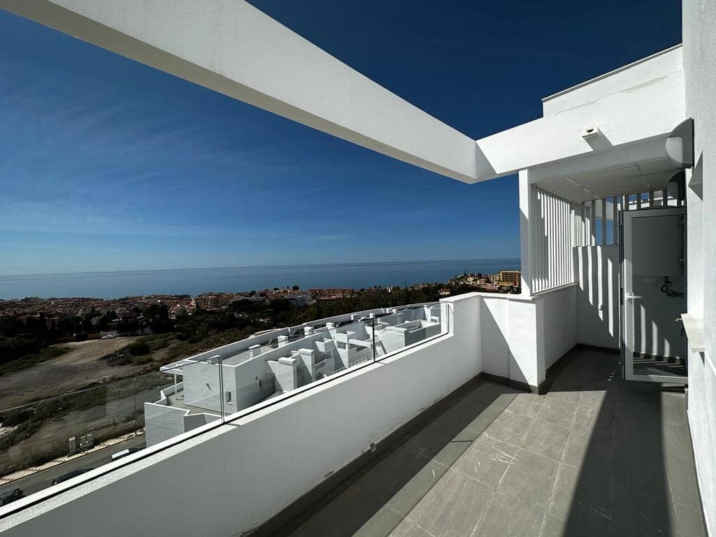 2 slaapkamer Appartement te koop in Rincon de la Victoria met zwembad - € 285.000 (Ref: 7638785)