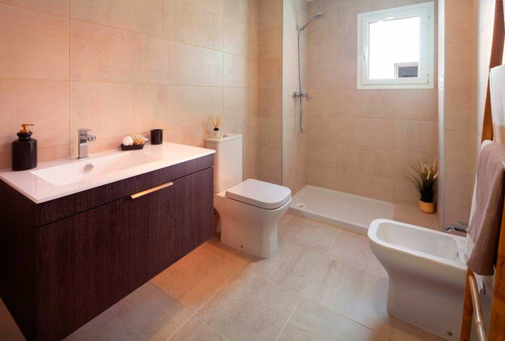 3 bedroom Apartment for sale in Estepona with pool - € 293,000 (Ref: 7638786)