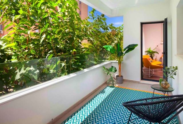 3 bedroom Apartment for sale in Centro, Estepona with pool - € 293,000 (Ref: 7638786)