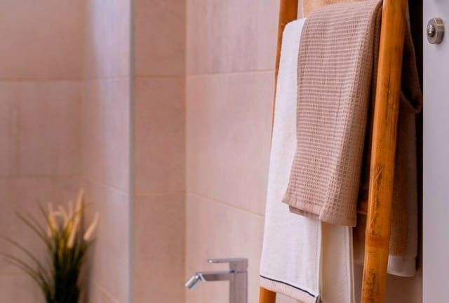 3 bedroom Apartment for sale in Centro, Estepona with pool - € 293,000 (Ref: 7638786)