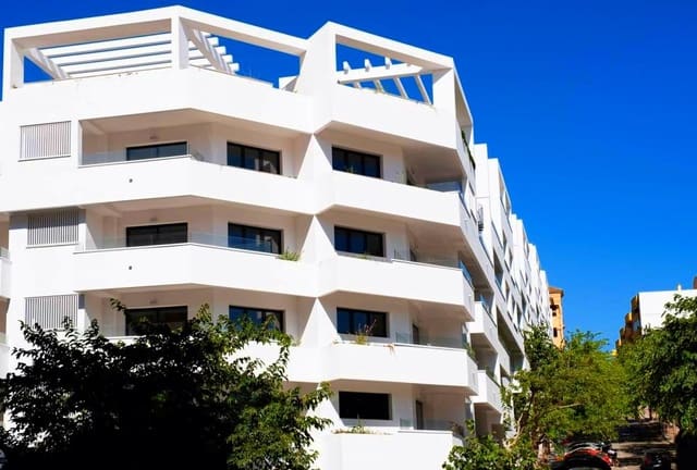 3 bedroom Apartment for sale in Centro, Estepona with pool - € 293,000 (Ref: 7638786)