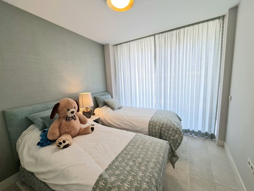 3 sypialnia Apartament na sprzedaż w Estepona z basenem - 1 160 000 € (Ref: 7772348)