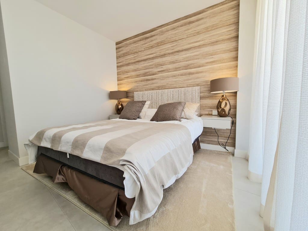 3 sypialnia Apartament na sprzedaż w Estepona z basenem - 1 160 000 € (Ref: 7772348)