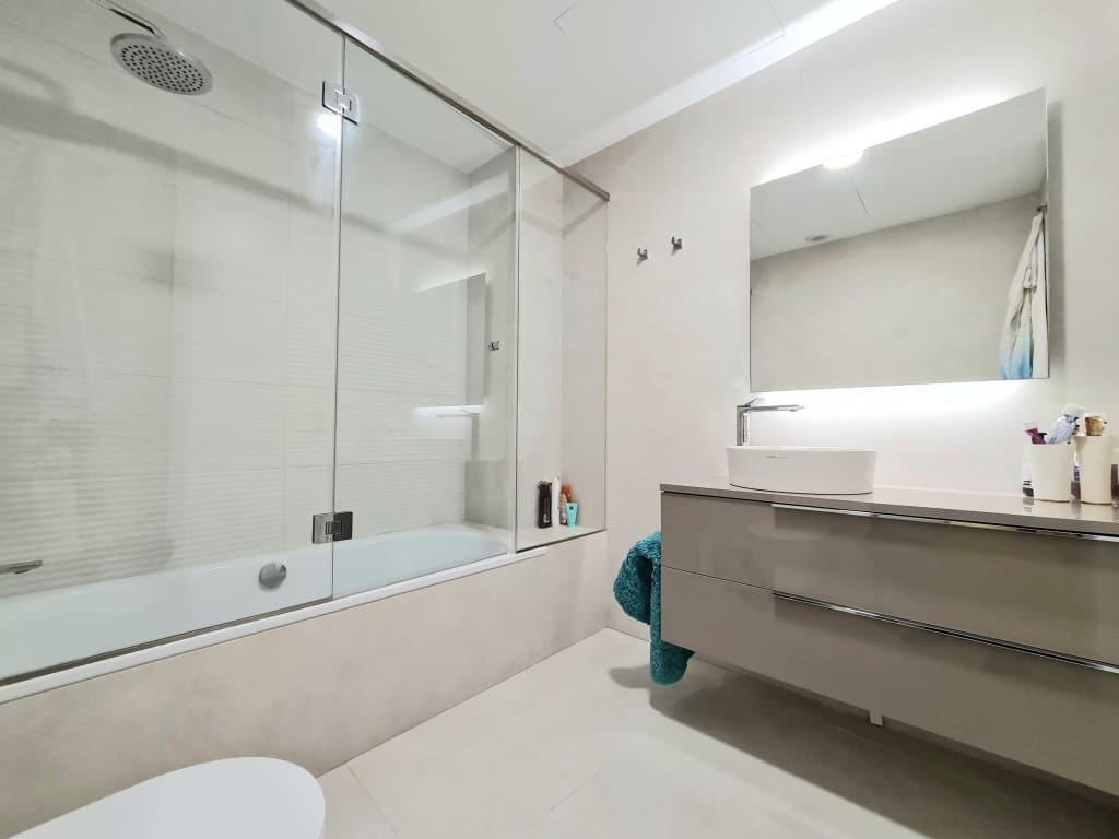 3 sypialnia Apartament na sprzedaż w Estepona z basenem - 1 160 000 € (Ref: 7772348)