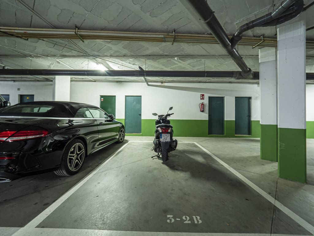 2 chambre Appartement à vendre à Puerto Banus avec piscine - 1 575 000 € (Ref: 7772361)