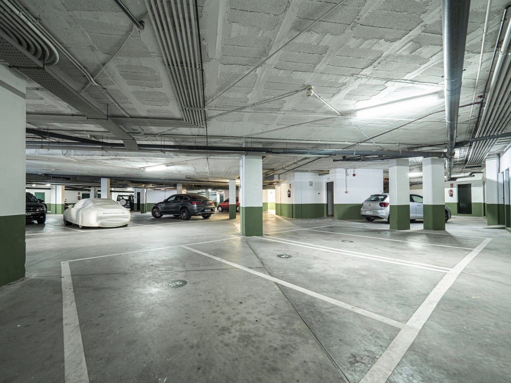 2 chambre Appartement à vendre à Puerto Banus avec piscine - 1 575 000 € (Ref: 7772361)