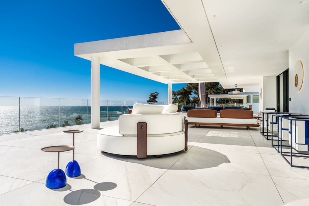 4 sypialnia Penthouse na sprzedaż w New Golden Mile z basenem garażem - 8 000 000 € (Ref: 7774742)