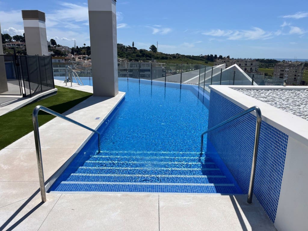 3 soveværelse Lejlighed til salg i Nueva Andalucia med swimmingpool - € 493.000 (Ref: 7777788)