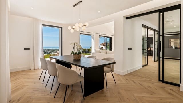 5 soverom Villa til salgs i Monte Halcones, Benahavís med svømmebasseng - € 3 950 000 (Ref: 7777829)