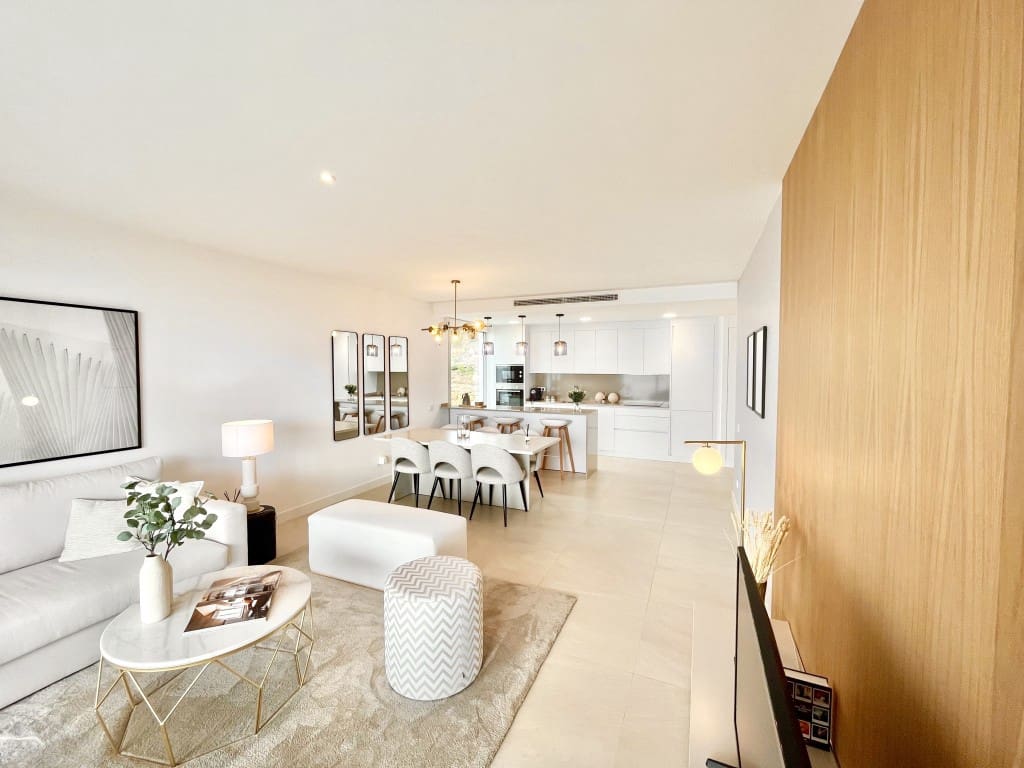 2 sypialnia Apartament na sprzedaż w Estepona z basenem - 585 000 € (Ref: 7777879)