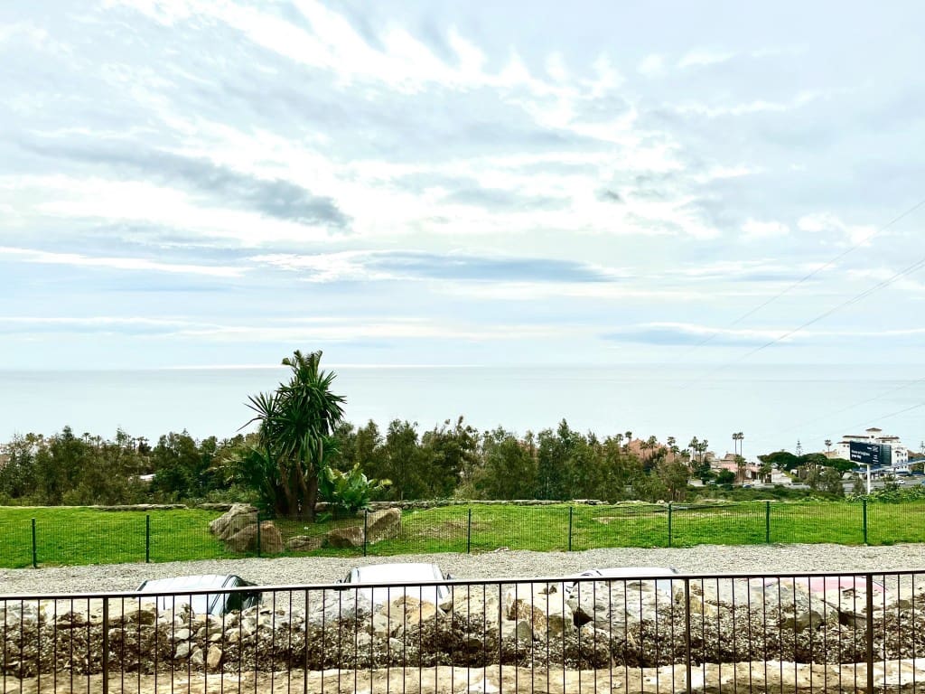 2 sypialnia Apartament na sprzedaż w Estepona z basenem - 585 000 € (Ref: 7777879)