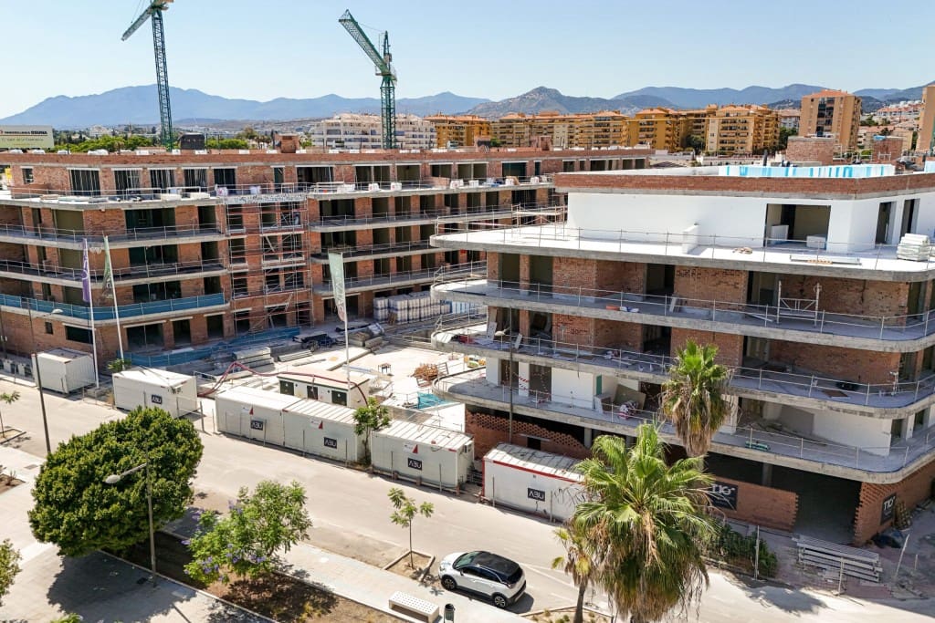 3 bedroom Apartment for sale in San Pedro de Alcantara with pool - € 845,000 (Ref: 7844170)