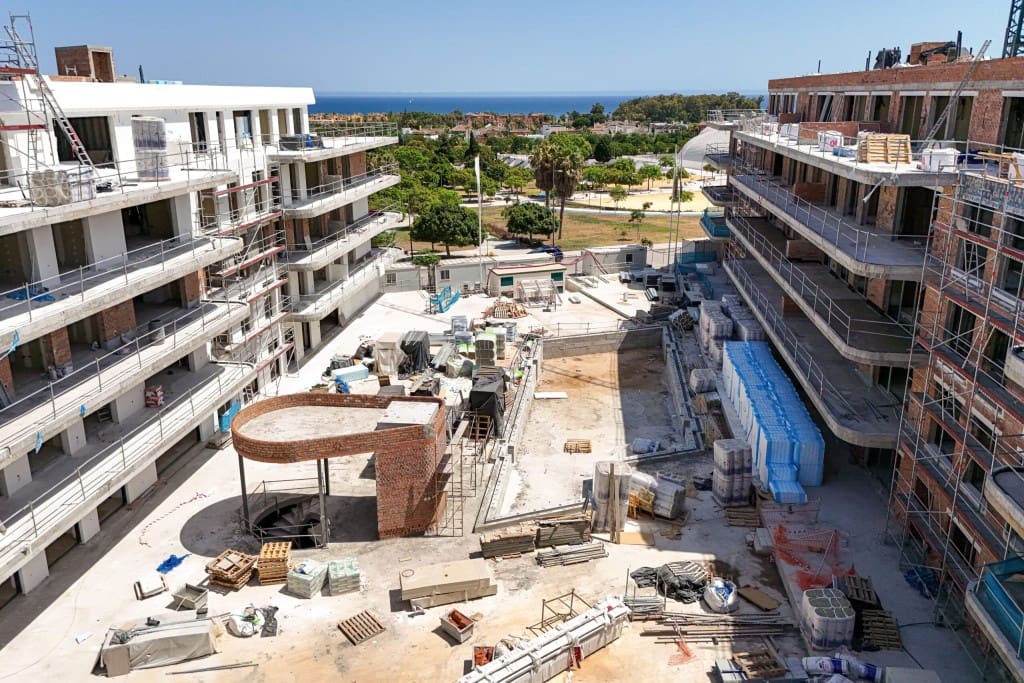 3 bedroom Apartment for sale in San Pedro de Alcantara with pool - € 845,000 (Ref: 7844170)