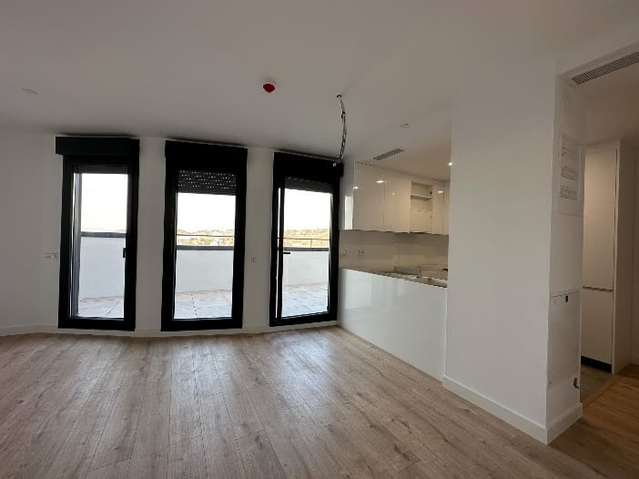 3 soveværelse Penthouse til salg i Malaga by med swimmingpool - € 1.174.000 (Ref: 7877562)