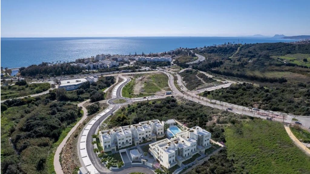 2 sypialnia Apartament na sprzedaż w Estepona z basenem - 327 000 € (Ref: 7935756)
