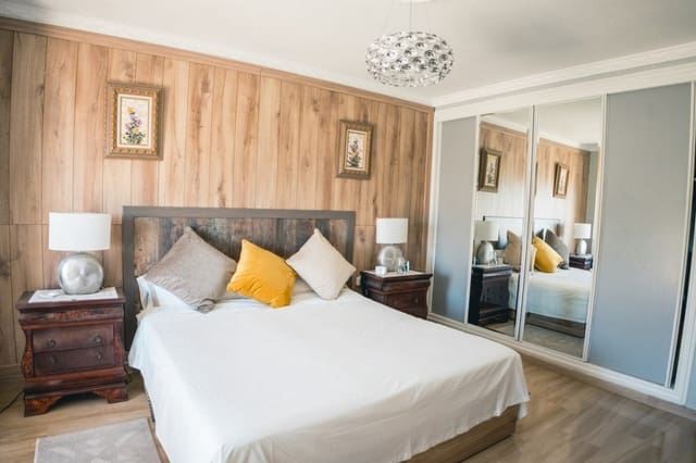 4 slaapkamer Penthouse te koop in Fuengirola met zwembad garage - € 1.275.000 (Ref: 7953613)