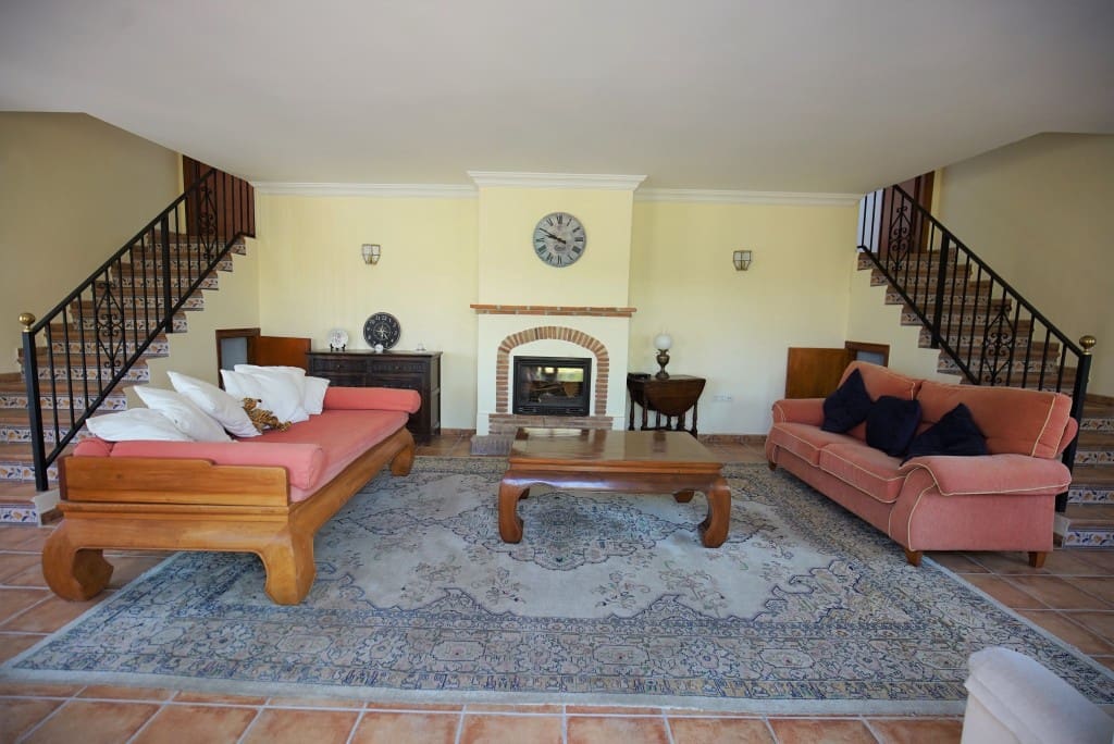 4 camera da letto Villa in vendita in Estepona con piscina - 795.000 € (Rif: 7953618)