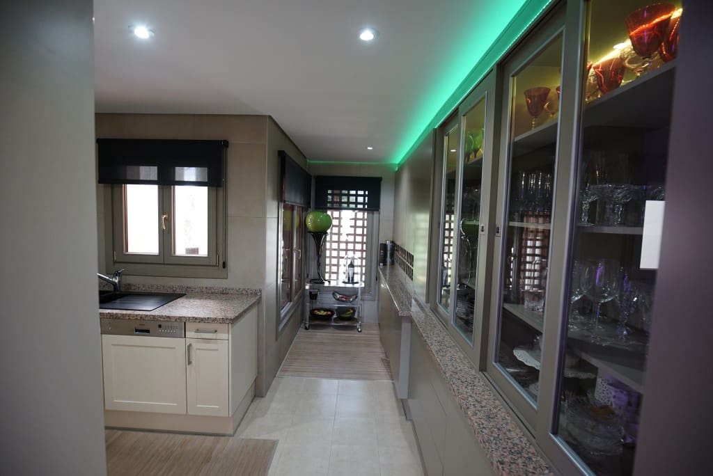 2 makuuhuone Huoneisto myytävänä paikassa El Velerin mukana uima-altaan - 850 000 € (Ref: 7953637)