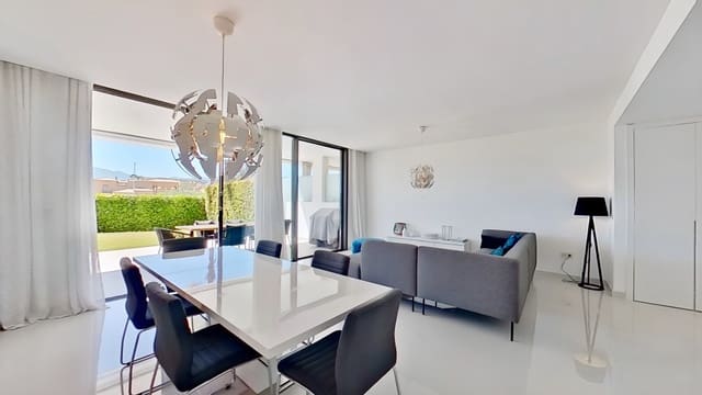 3 soverom Leilighet til salgs i Nueva Atalaya, Estepona med svømmebasseng - € 769 000 (Ref: 7953663)