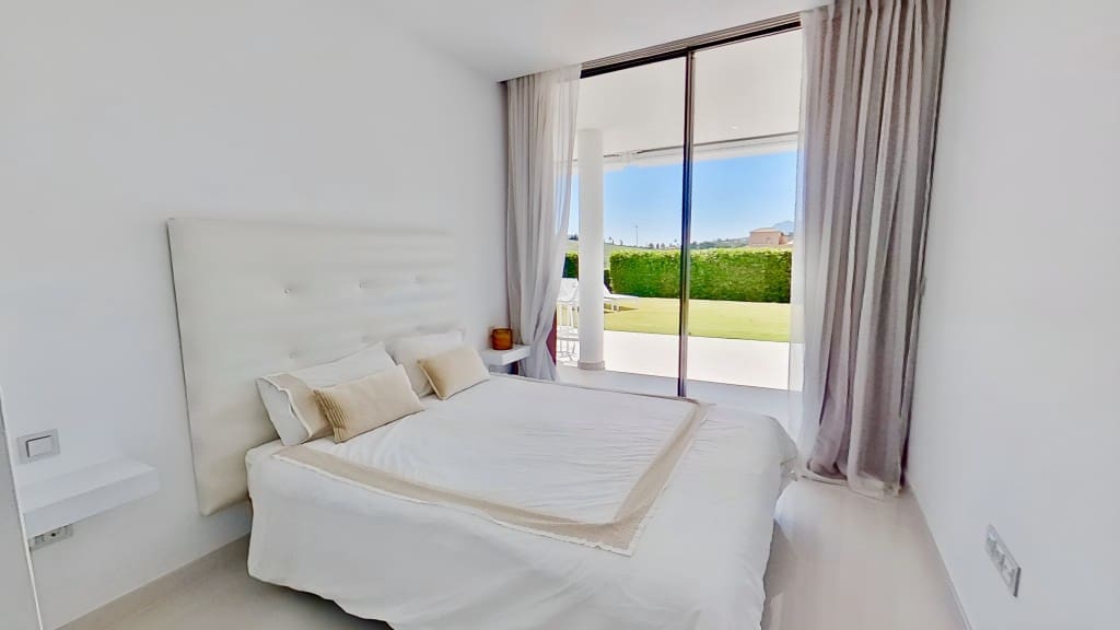 3 soverom Leilighet til salgs i New Golden Mile med svømmebasseng - € 769 000 (Ref: 7953663)