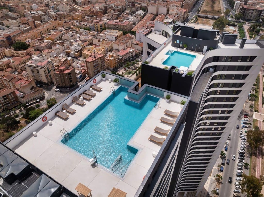 2 sypialnia Apartament na sprzedaż w Miasto Malaga z basenem - 387 000 € (Ref: 8032547)