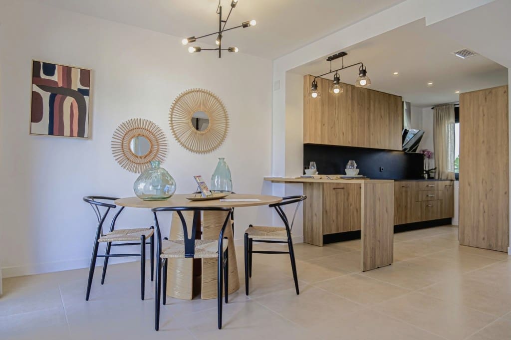 3 quarto Casa em Banda para venda em El Paraiso com piscina - 389 000 € (Ref: 8100335)