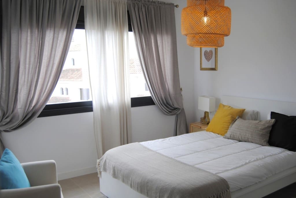 3 quarto Casa em Banda para venda em El Paraiso com piscina - 389 000 € (Ref: 8100335)