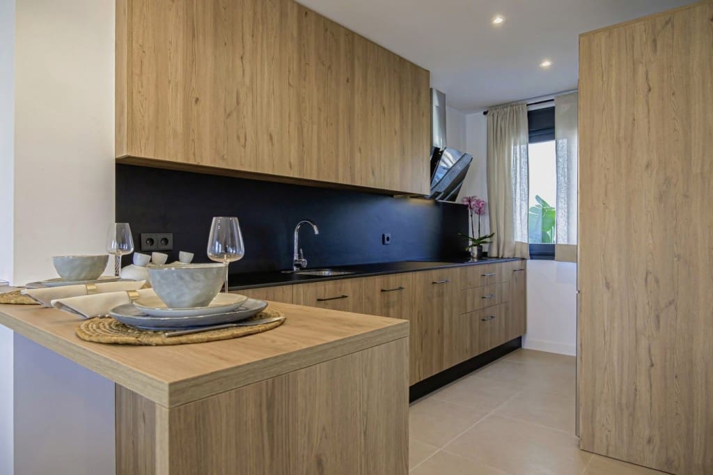 3 quarto Casa em Banda para venda em El Paraiso com piscina - 389 000 € (Ref: 8100335)