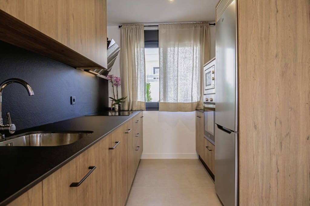 3 quarto Casa em Banda para venda em El Paraiso com piscina - 389 000 € (Ref: 8100335)