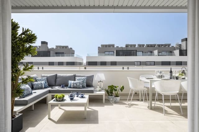 3 makuuhuone Huoneisto myytävänä paikassa Torremolinos mukana uima-altaan - 1 300 000 € (Ref: 8121702)