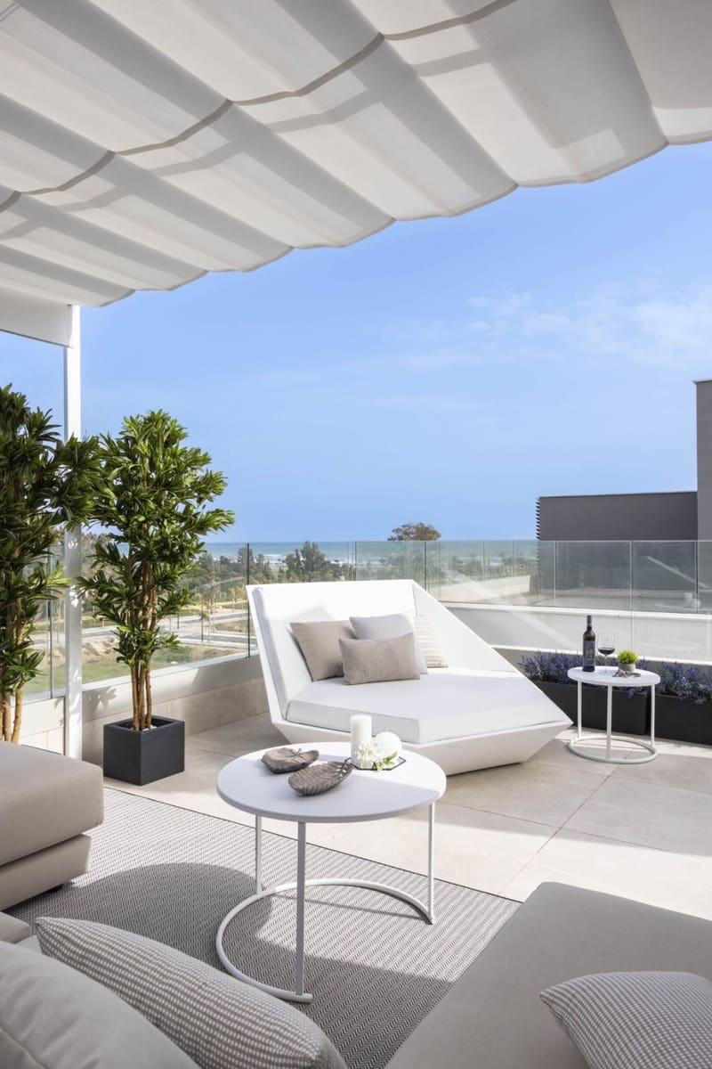 3 makuuhuone Huoneisto myytävänä paikassa Torremolinos mukana uima-altaan - 1 300 000 € (Ref: 8121702)