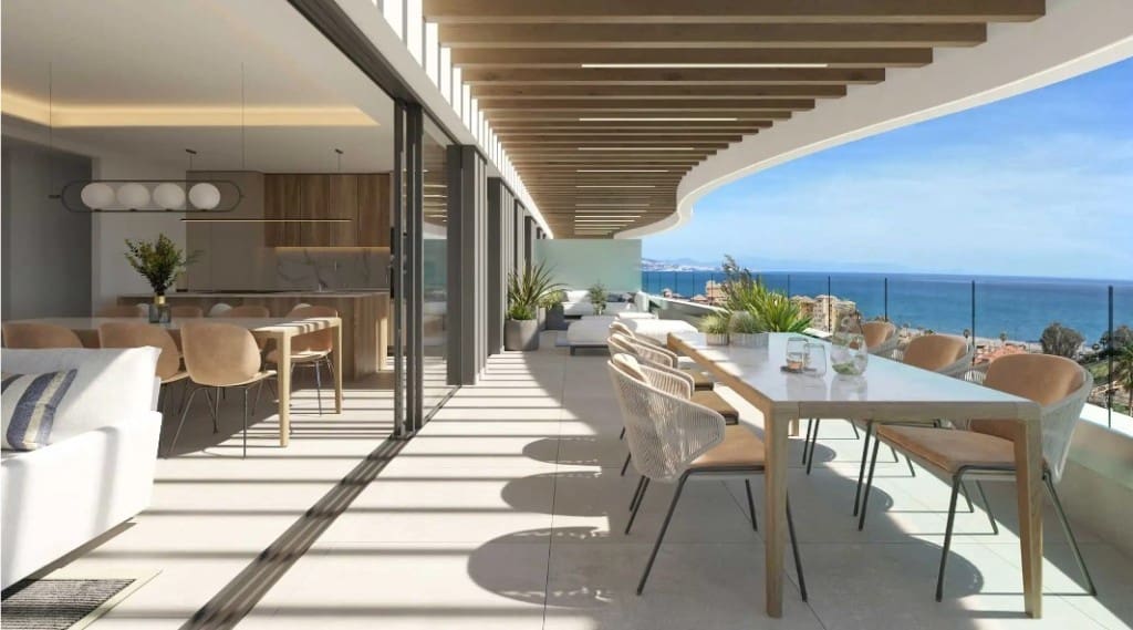 3 bedroom Apartment for sale in Mijas Costa with pool - € 1,180,000 (Ref: 8147143)