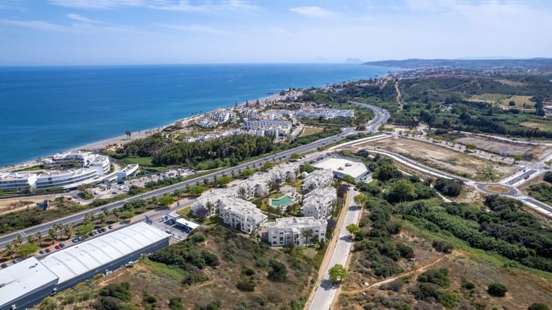 3 sypialnia Apartament na sprzedaż w Estepona z basenem - 425 500 € (Ref: 8278723)