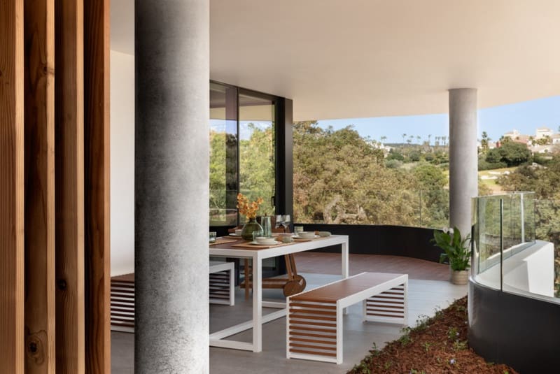 2 soverom Leilighet til salgs i Sotogrande med svømmebasseng garasje - € 830 000 (Ref: 8290277)