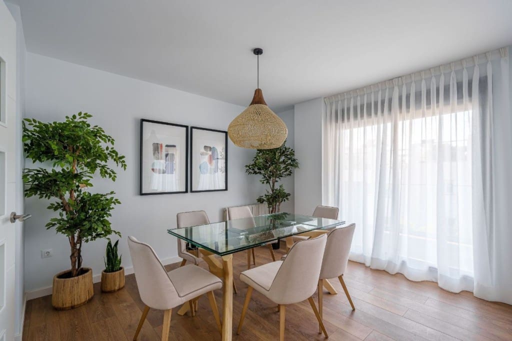 4 soveværelse Penthouse til salg i Malaga by med swimmingpool - € 1.220.000 (Ref: 8295623)