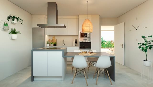 3 soveværelse Villa til salg i Sotogrande, San Roque med swimmingpool - € 595.000 (Ref: 8335210)