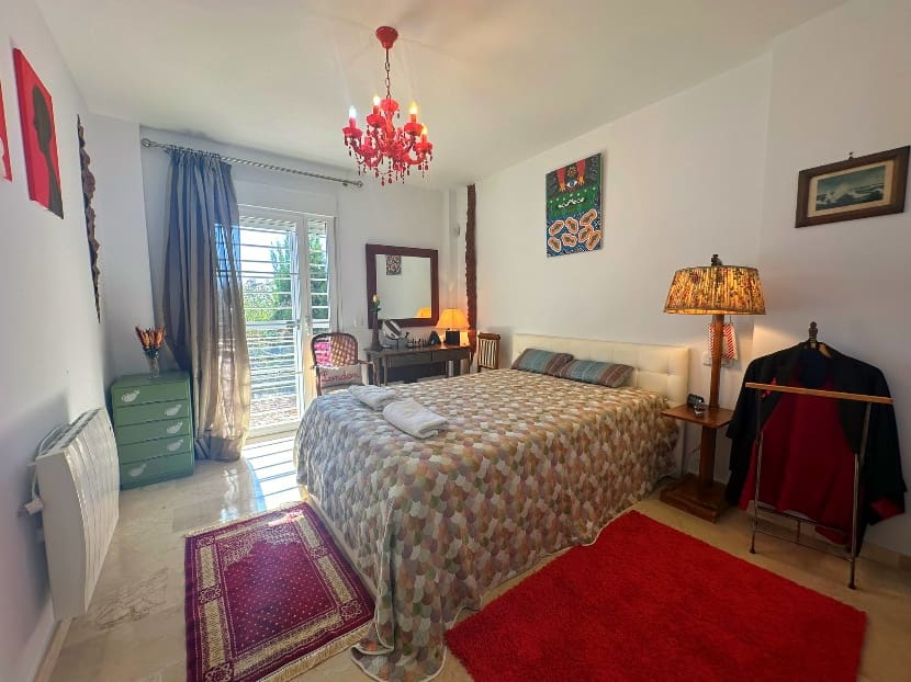 5 soveværelse Byhus til salg i Malaga by med swimmingpool garage - € 1.098.000 (Ref: 8458476)