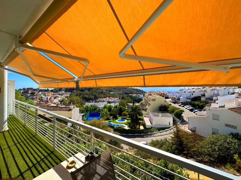 5 soveværelse Byhus til salg i Malaga by med swimmingpool garage - € 1.098.000 (Ref: 8458476)