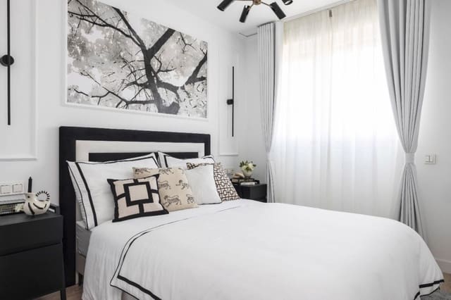 1 sypialnia Apartament na sprzedaż w Miasto Málaga z basenem - 246 000 € (Ref: 8568008)