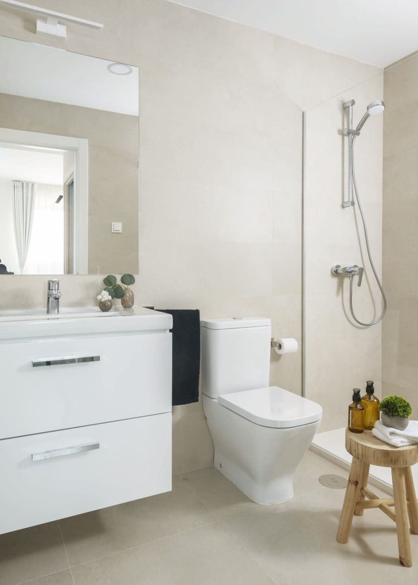 1 sypialnia Apartament na sprzedaż w Miasto Malaga z basenem - 246 000 € (Ref: 8568008)